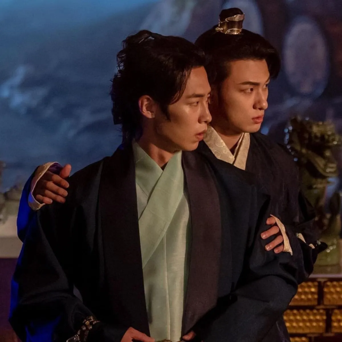 Alchemy of Souls This fantasy romance Korean drama on Netflix takes you to a fictional land called Daeho, where mages bend the elements. Ang Uk, ostracised for his blocked magic, crosses paths with Mu-Deok, a legendary assassin trapped in a frail body. Praised for its visually stunning special effects and well-developed characters, it is a unique blend of fantasy, romance, and action that has garnered a strong international fanbase.Image: Netflix 